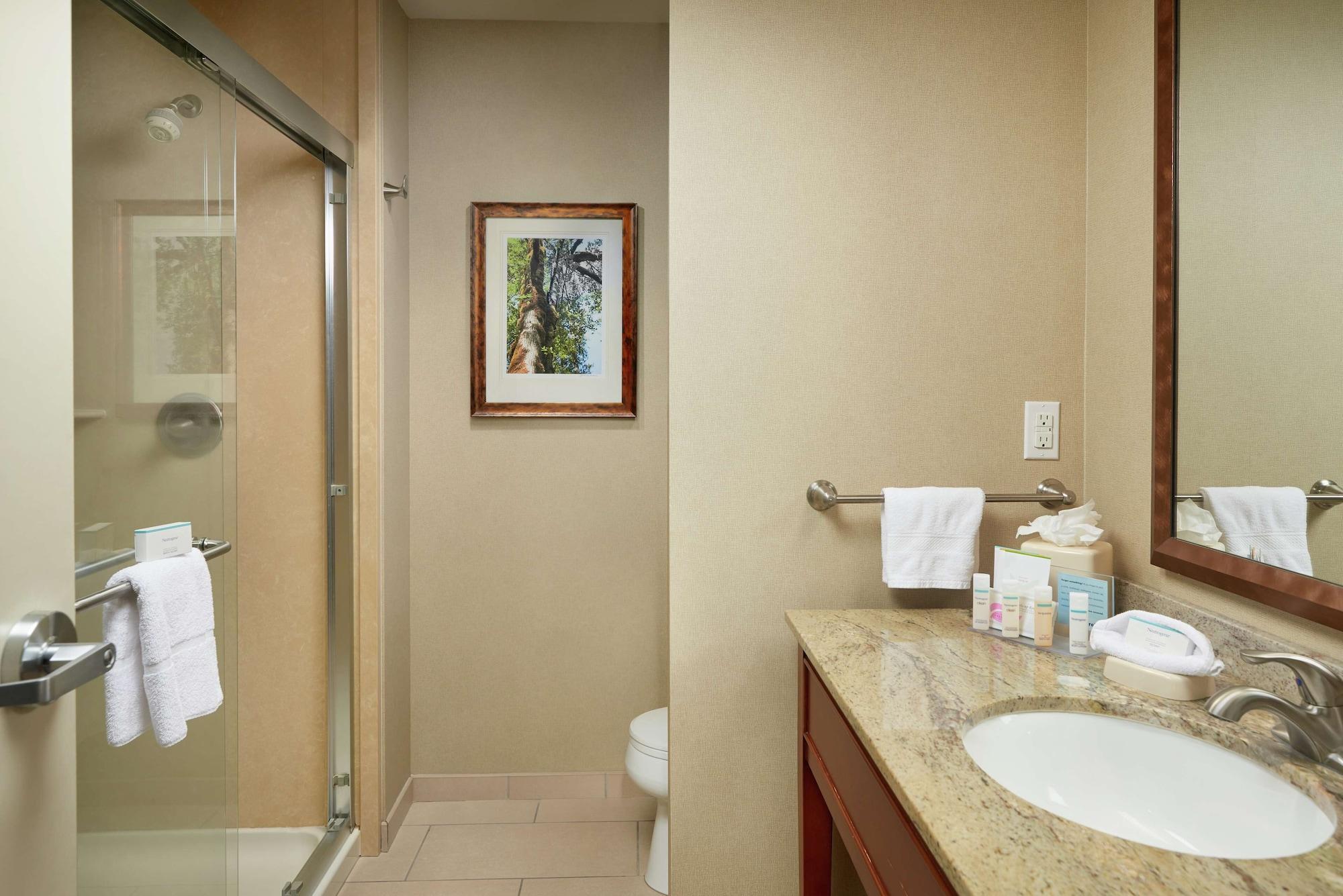 Hampton Inn And Suites Salem Zewnętrze zdjęcie
