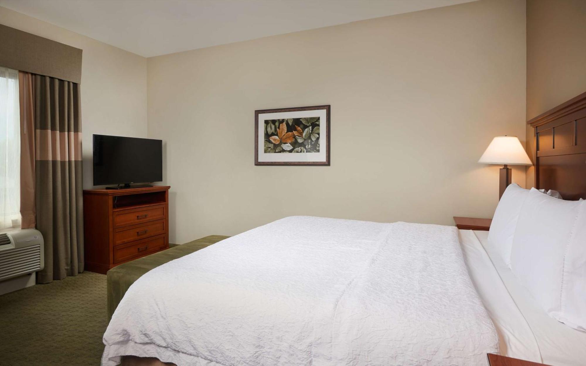 Hampton Inn And Suites Salem Zewnętrze zdjęcie